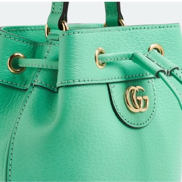 NWT GUCCI Ophidia GG Supreme Mini Bucket
Bag Shoulder Light Green - Picture 3 of 17